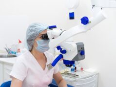 Стоматологические клиники: основные услуги и как выбрать надёжную клинику