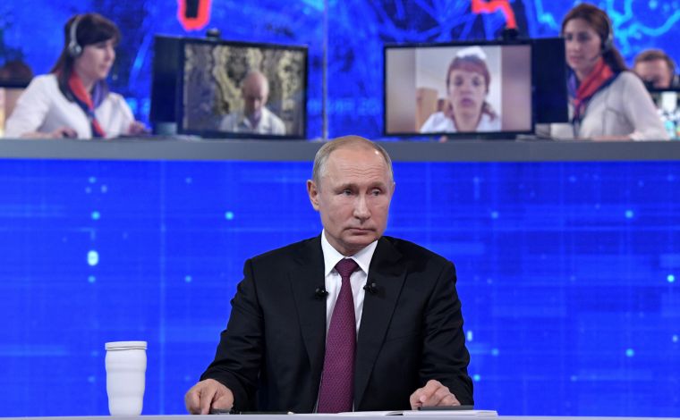Россияне могут задать актуальные вопросы Путину в рамках «Прямой линии»