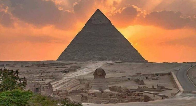 Наличие потайной комнаты в пирамиде Хеопса подтвердили ученые    