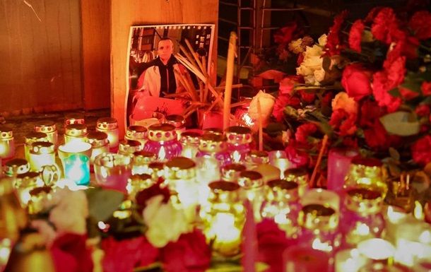 В Беларуси из-за бело-красно-белой символики убили мирного жителя Романа Бондаренко на «Площади перемен»
