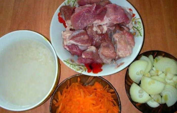 Жемчужина Востока: рецепт приготовления вкуснейшего плова из свинины