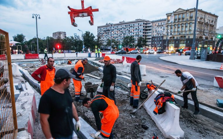 Власти столицы РФ заявили о дефиците трудовых мигрантов