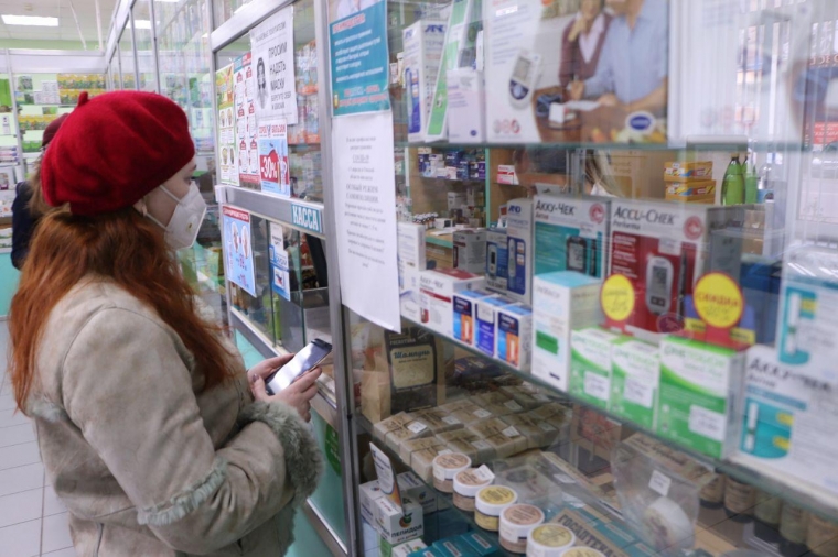 Главный вопрос октября: когда в Омск завезут антибиотики и противовирусные лекарства 
