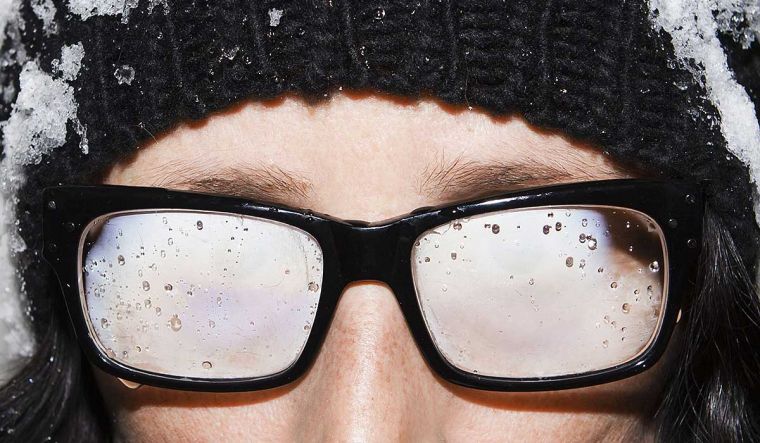 Как уберечь очки от запотевания в зимнее время года
