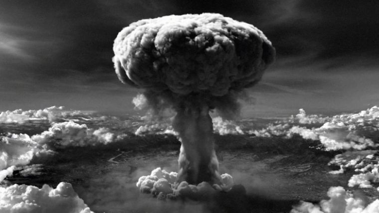 Как в СССР создали атомную бомбу, которая «смотрит противнику в глаза»