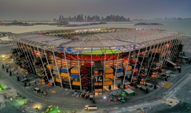 К ЧМФ-2022 в Катаре построят стадион из тысячи транспортных контейнеров 