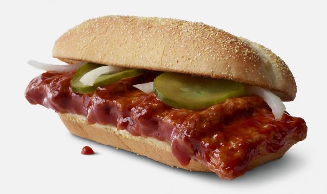 МакДональдс возвращает в продажу сэндвичи МакРиб – теперь с цифровыми NFT-токенами 